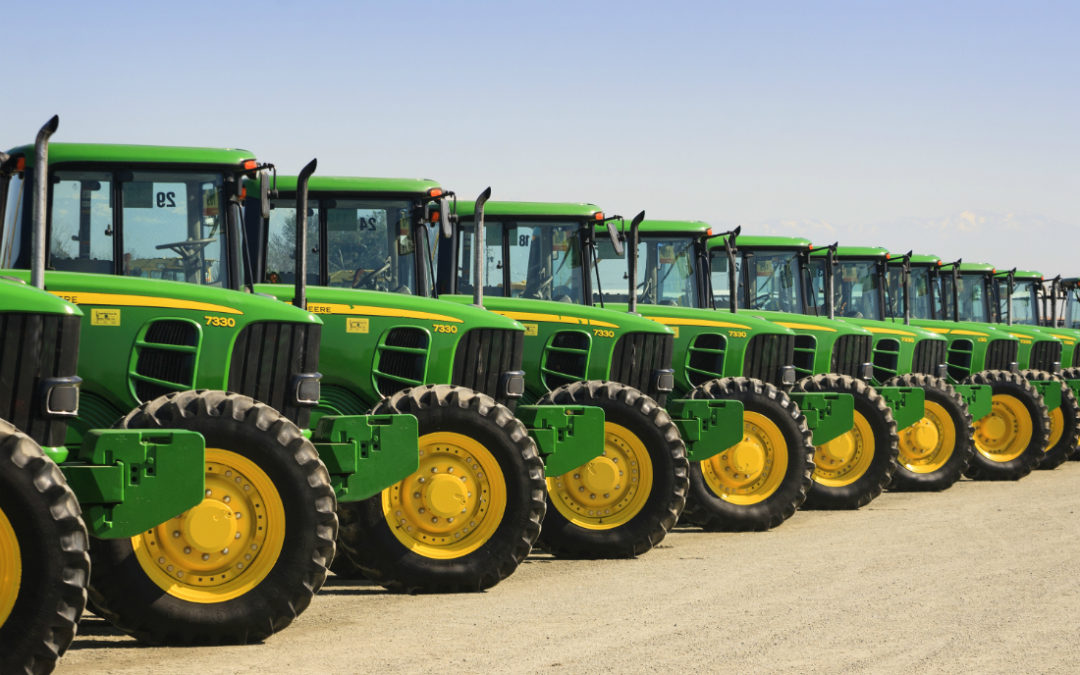 Should your small business lease or buy equipment?